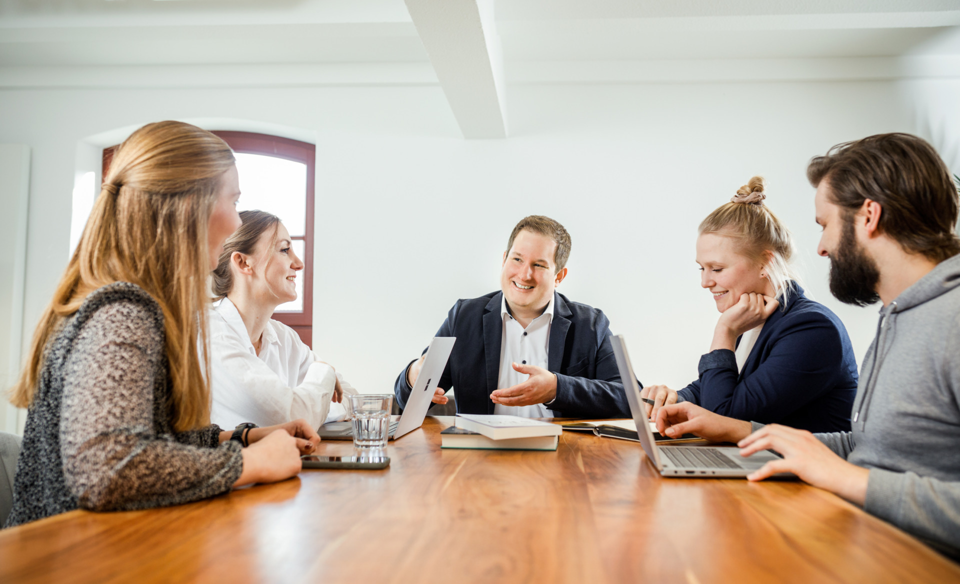 SEO Betreuung: Regelmäßige Meetings mit experics SEO Betreuung: Regelmäßige Meetings mit experics